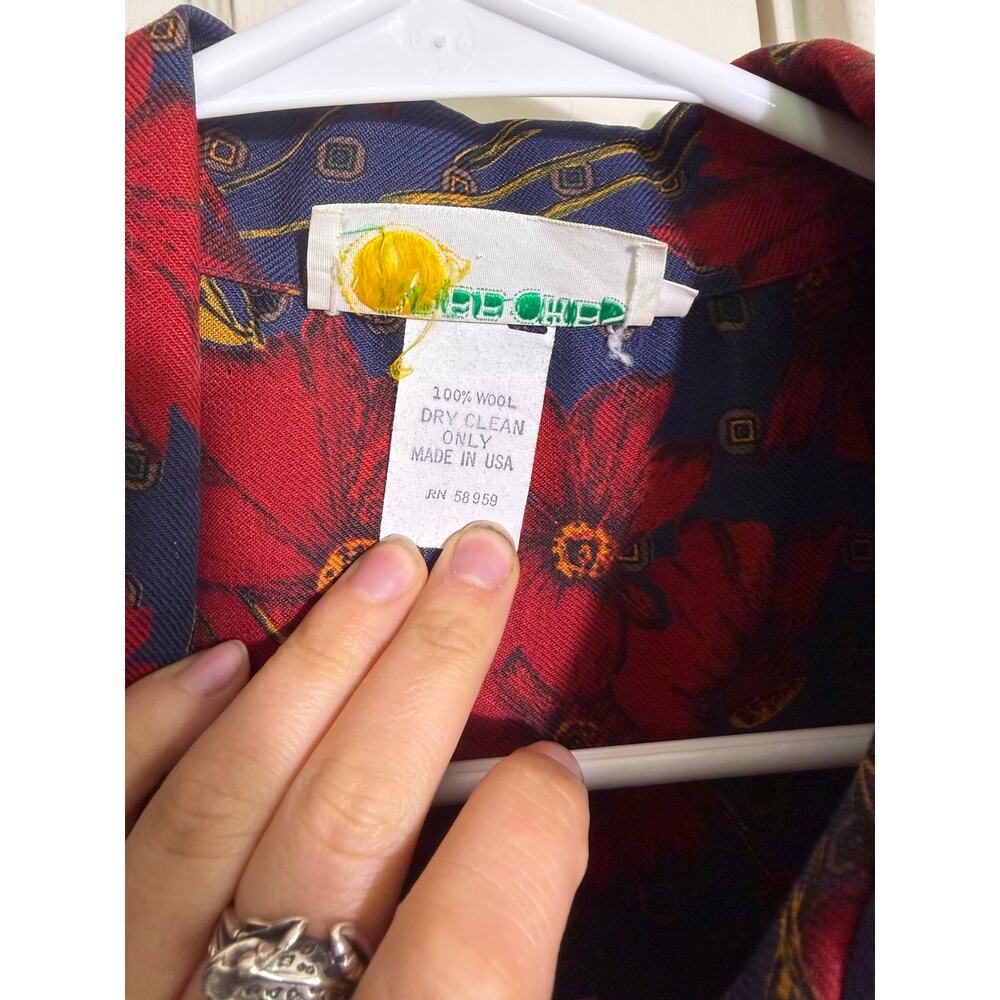 Vintage Breeches 100% Wool Floral Blouse Womens 14 Red Blue Button Shirt USA - Picture 4 of 8